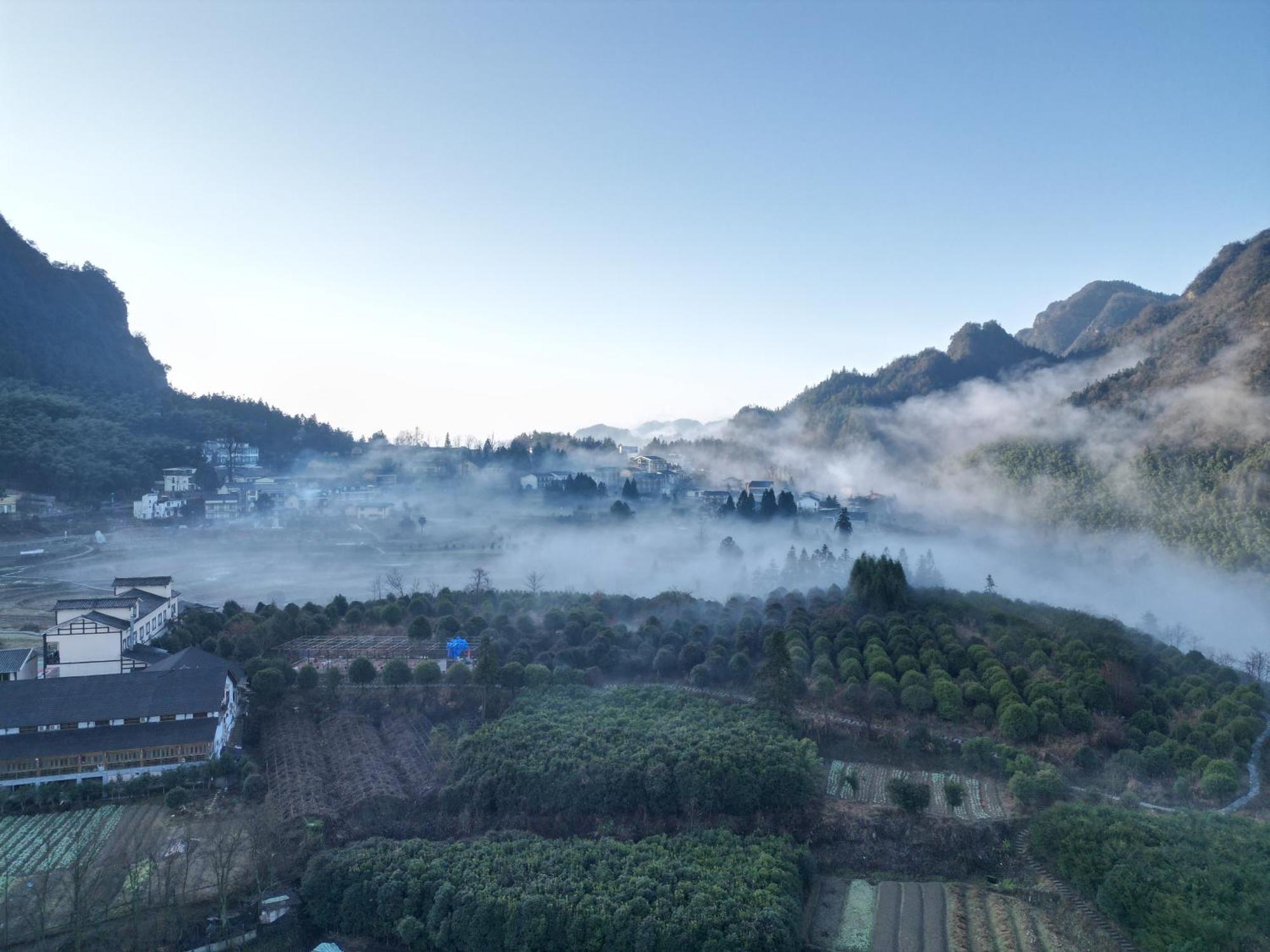 Hilltop House Resort Zhangjiajie Bagian luar foto