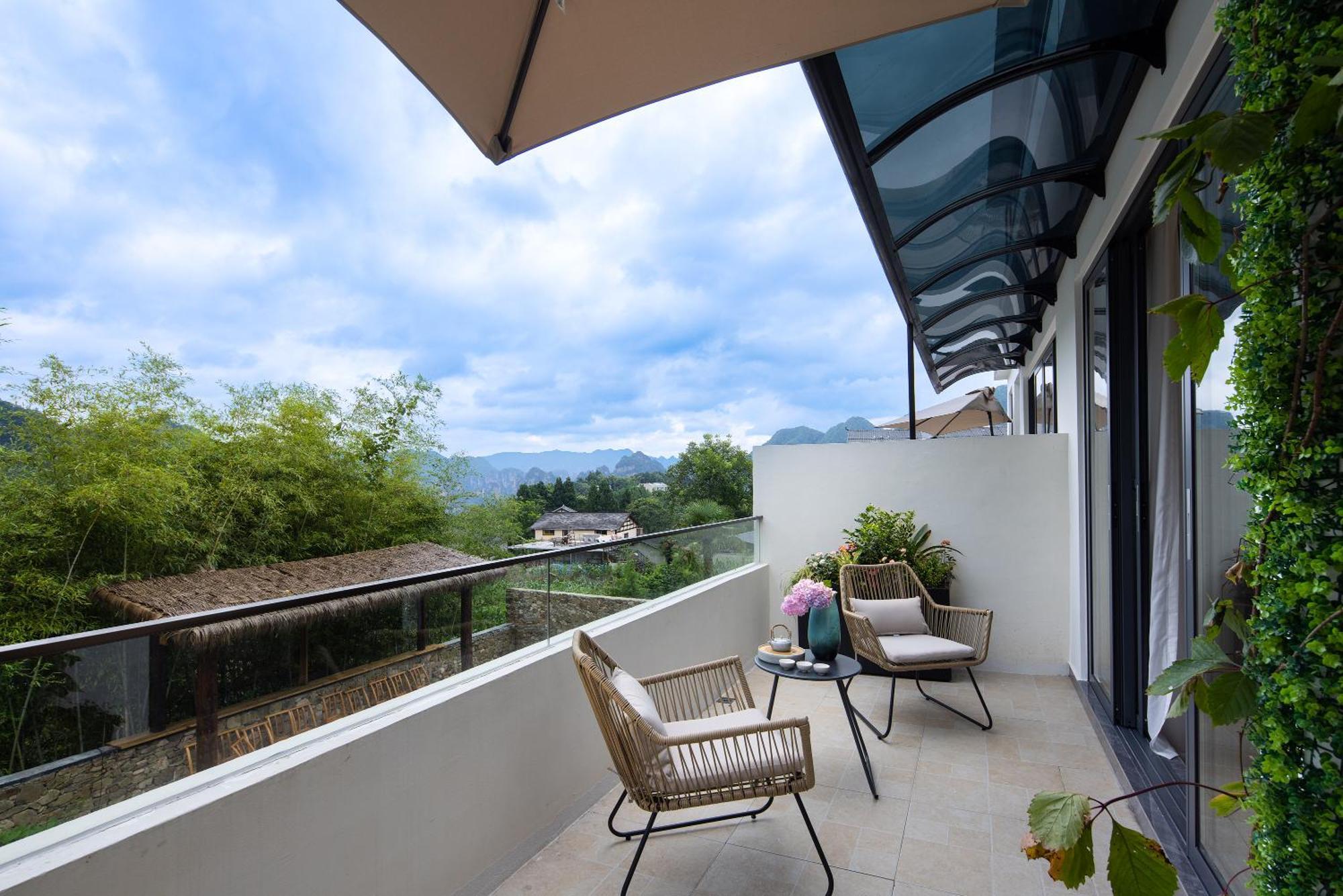 Hilltop House Resort Zhangjiajie Bagian luar foto