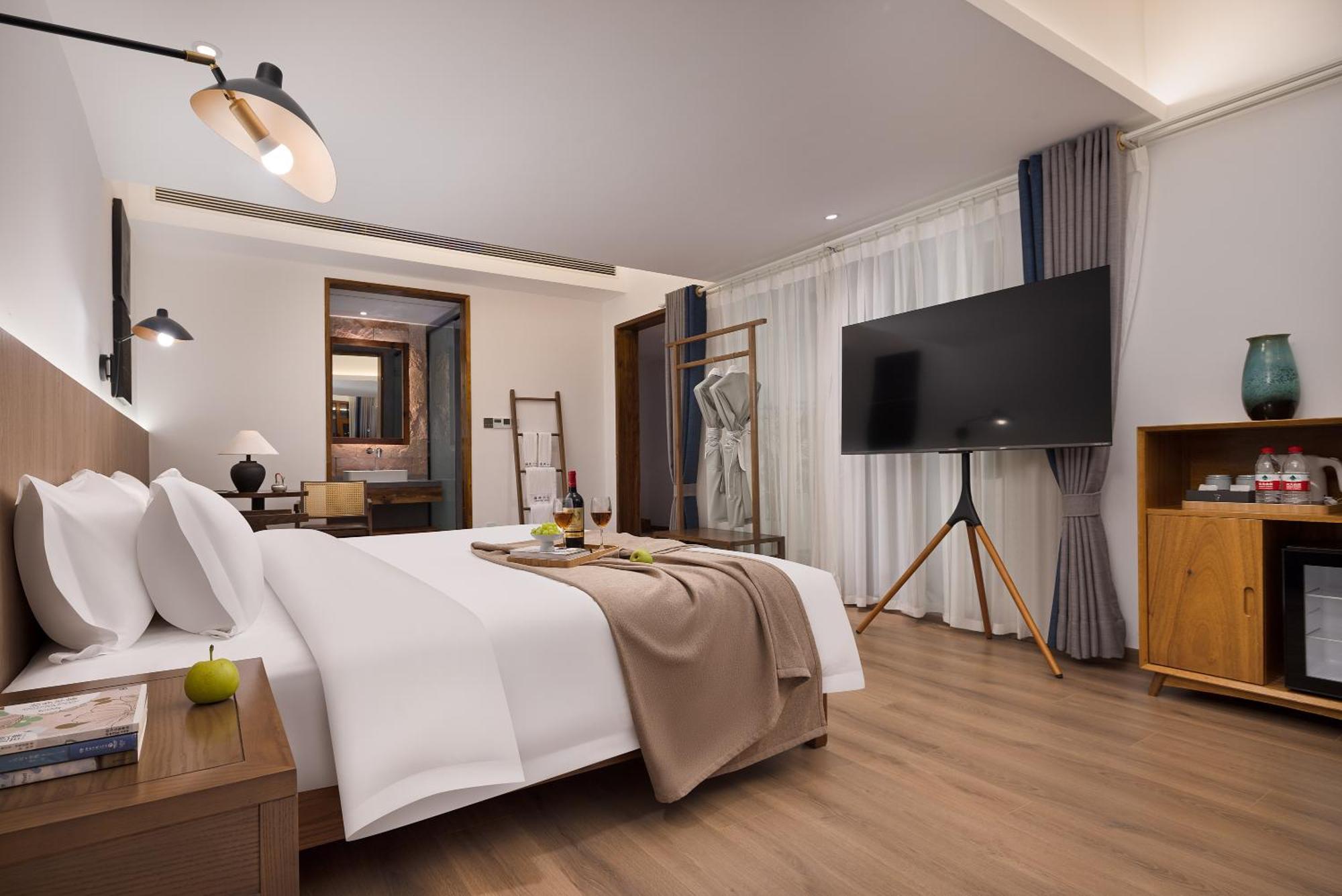 Hilltop House Resort Zhangjiajie Bagian luar foto