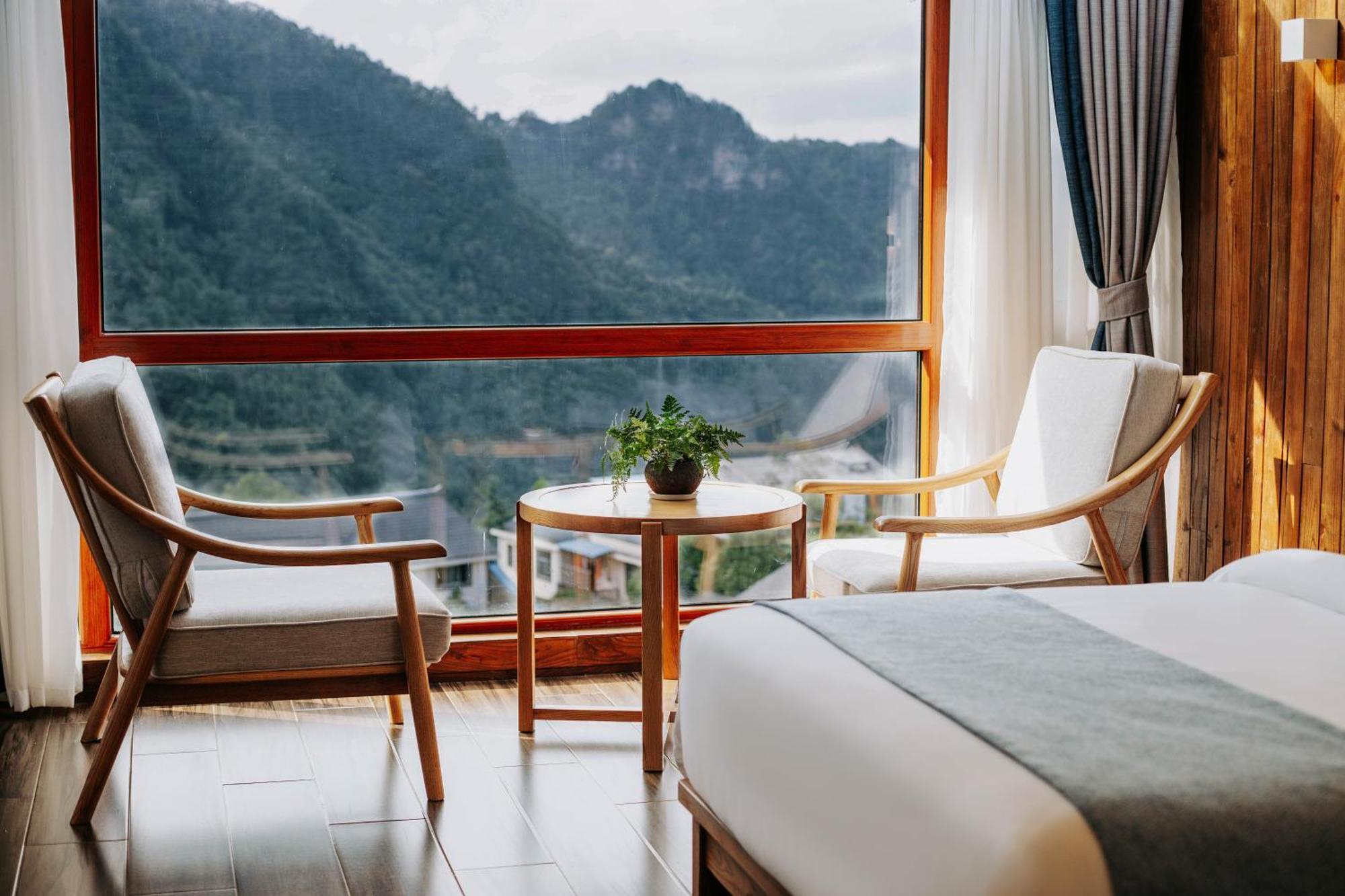 Hilltop House Resort Zhangjiajie Bagian luar foto
